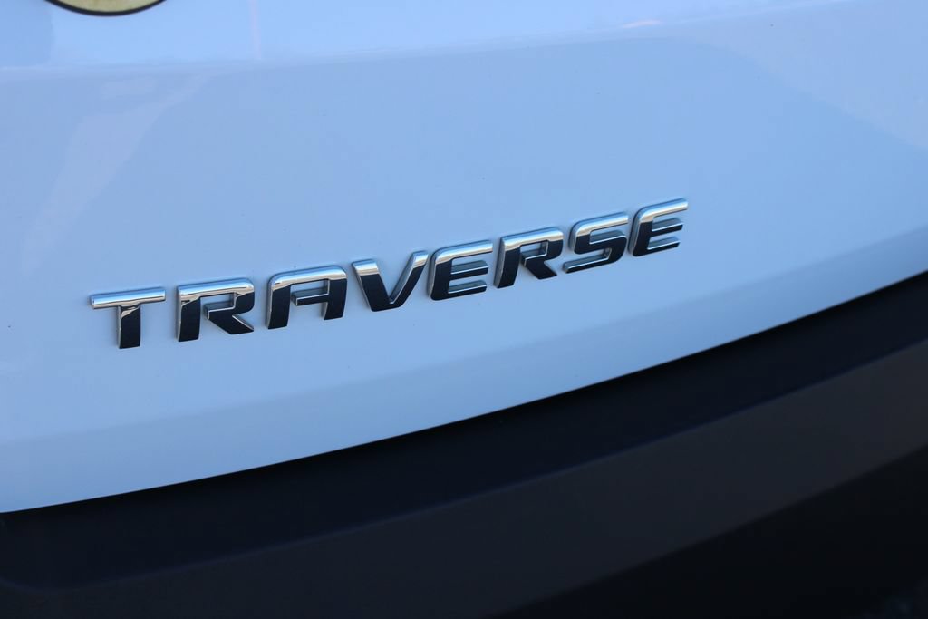 Used 2023 Chevrolet Traverse LT FWD image 14