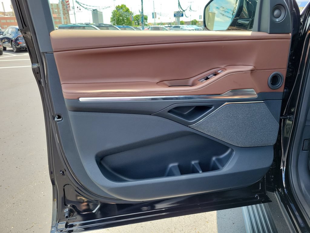 New 2026 Lincoln Navigator Reserve AWD/4WD image 6