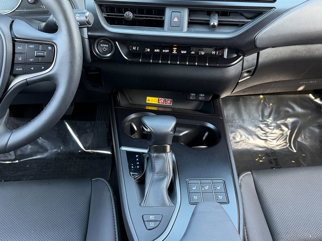 Used 2023 Lexus UX 250h F Sport w/ Accessory Package (Z1) image 13