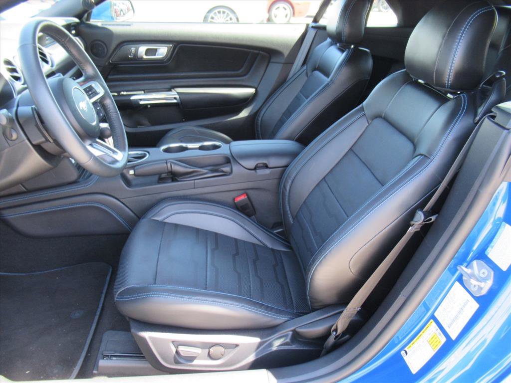 Used 2020 Ford Mustang GT Premium w/ GT Performance Package RWD image 14