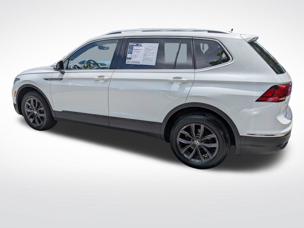 Used 2024 Volkswagen Tiguan SE AWD/4WD image 5