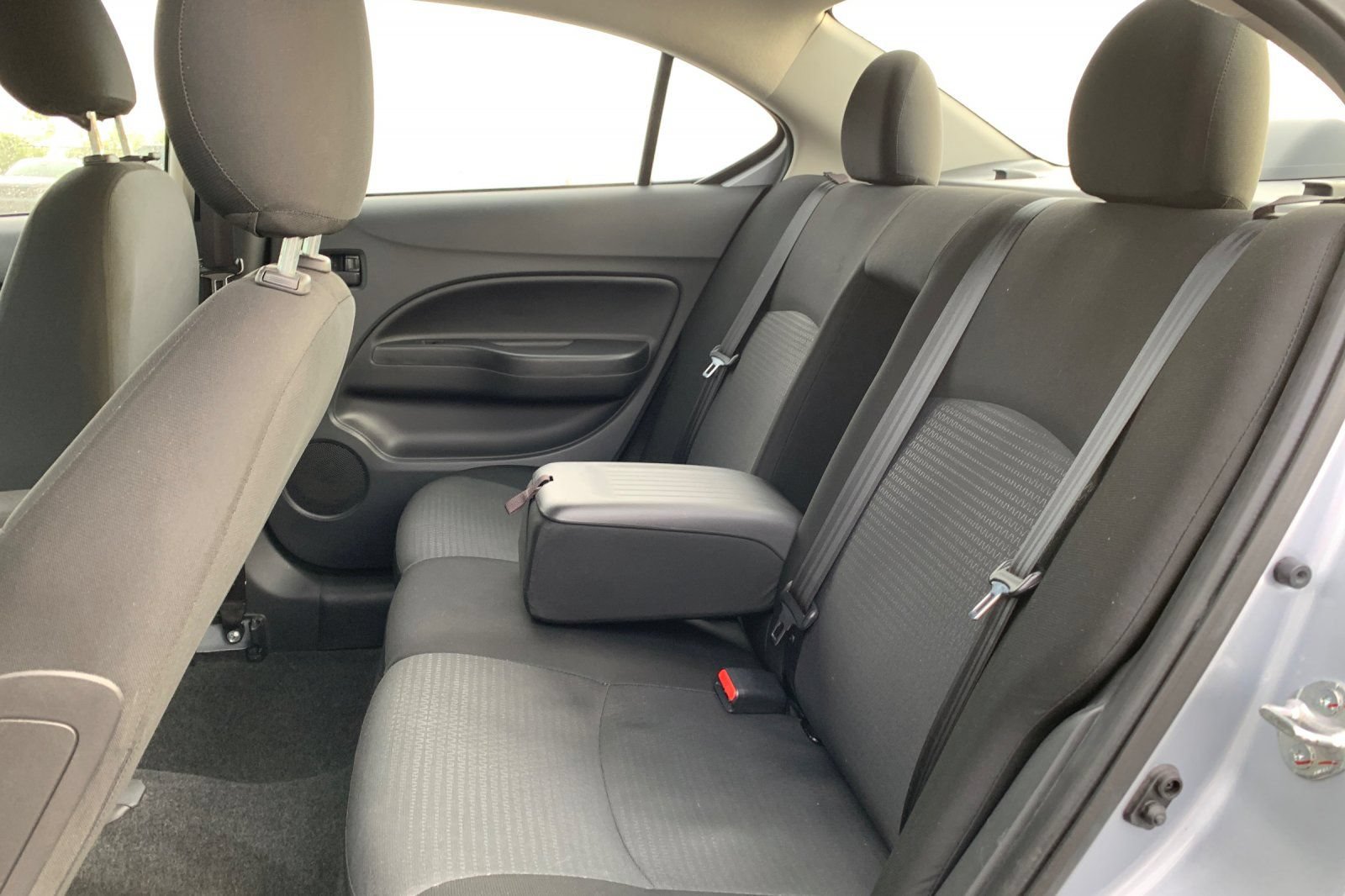 Used 2024 Mitsubishi Mirage G4 ES FWD image 15