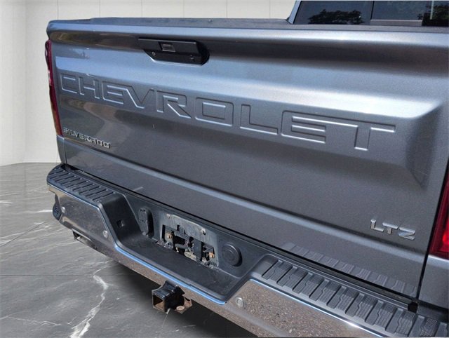 Used 2019 Chevrolet Silverado 1500 LTZ image 27