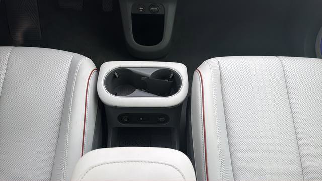 Used 2024 Hyundai Ioniq 5 Limited image 8