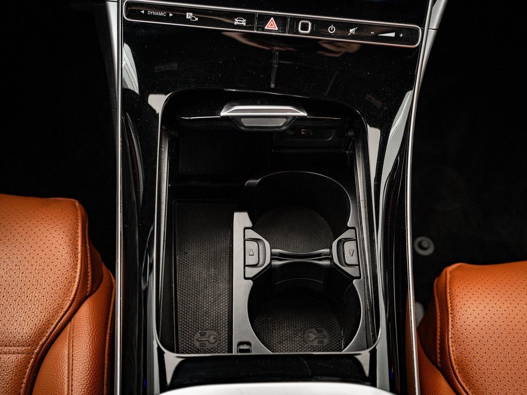 Used 2022 Mercedes-Benz C 300 4MATIC Sedan image 41