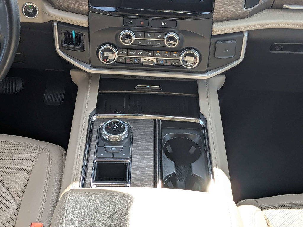 Used 2024 Ford Expedition Max Limited RWD image 20