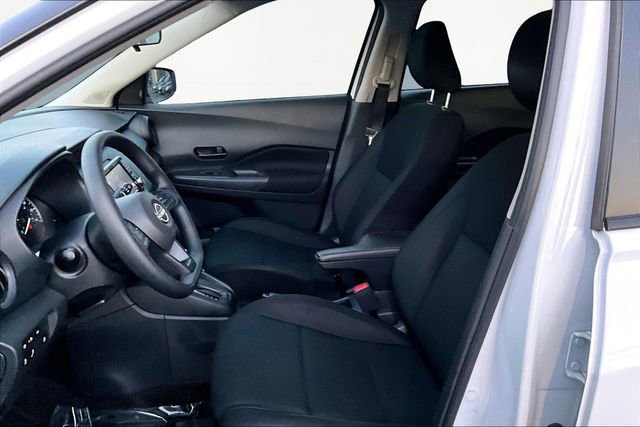 Used 2024 Nissan Kicks S image 15