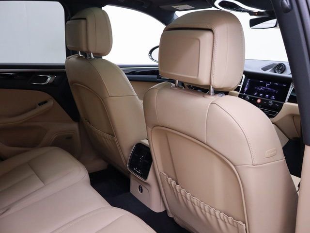 New 2024 Porsche Macan image 28