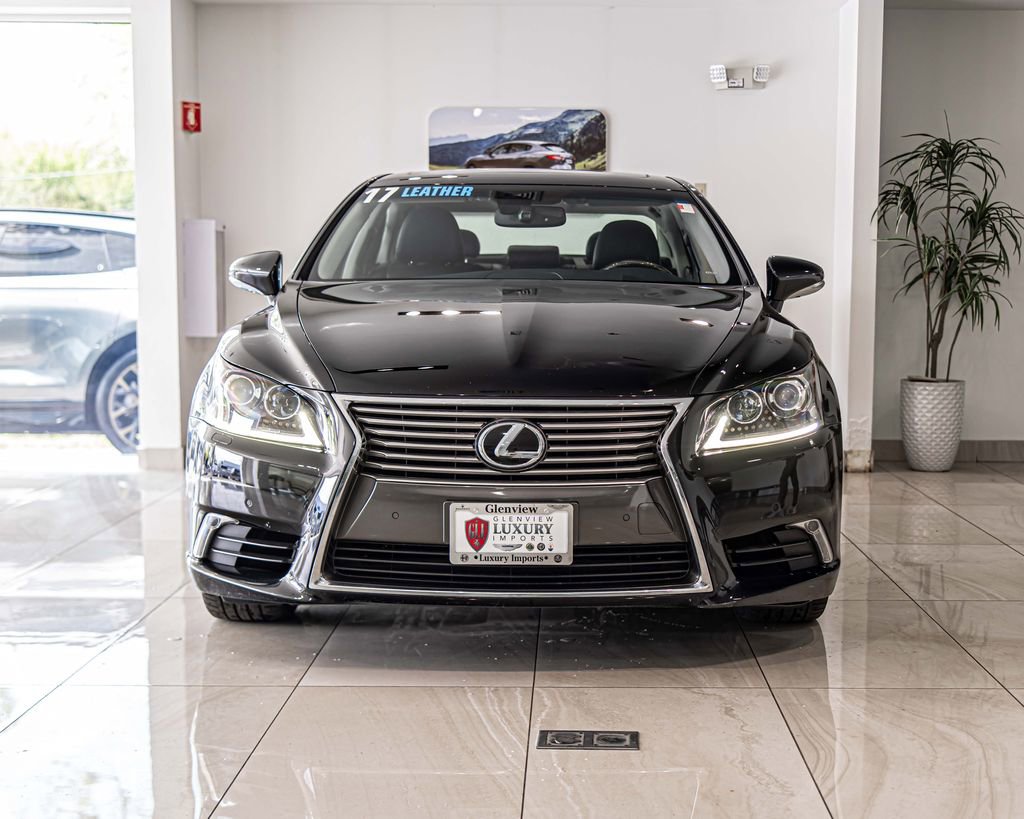 Used 2017 Lexus LS 460 AWD w/ Comfort Package image 2