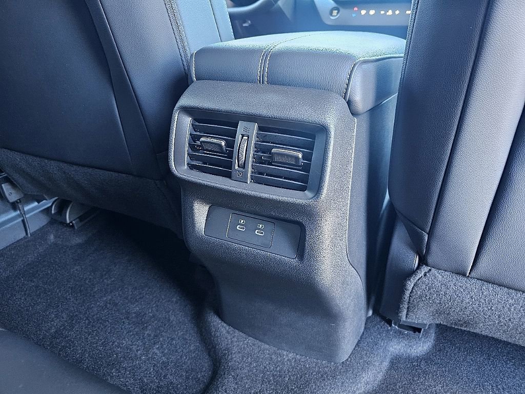 Used 2025 Nissan Murano SV image 23