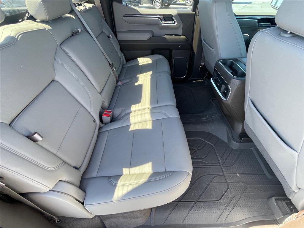 Used 2023 Chevrolet Silverado 1500 LTZ image 25