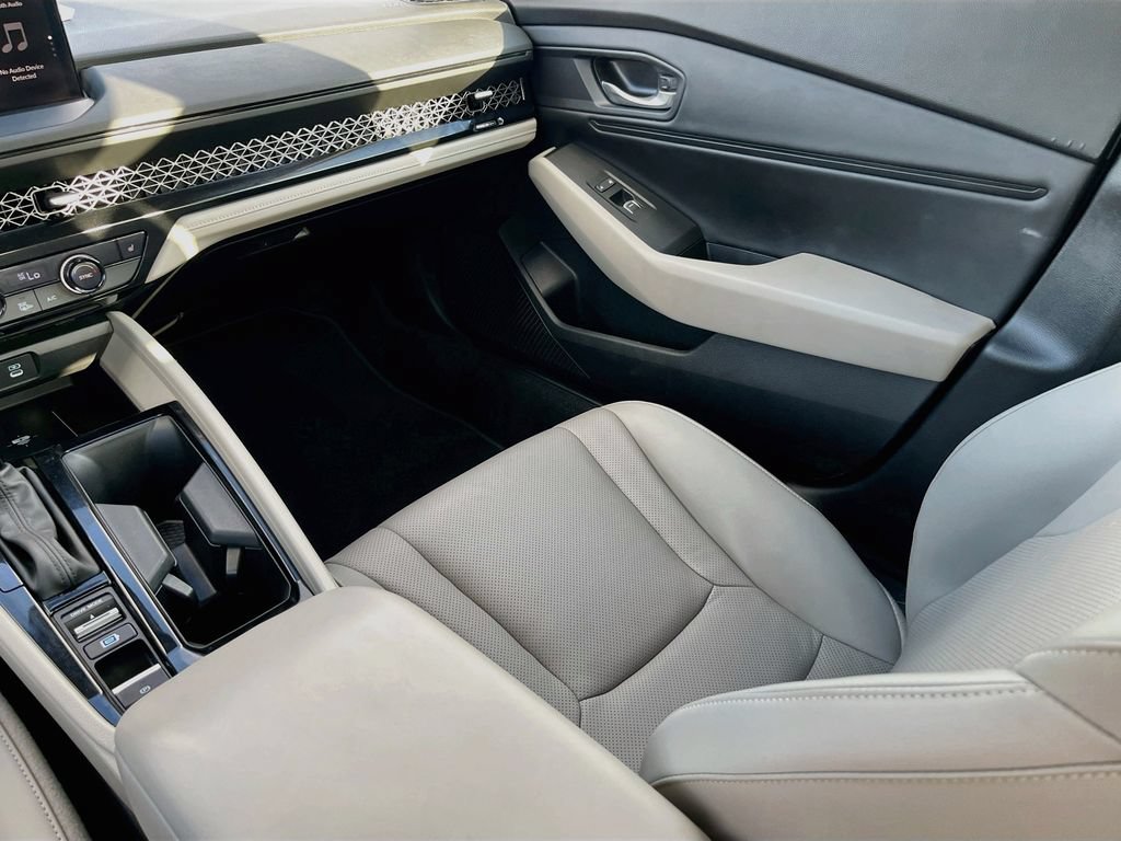 Used 2025 Honda Accord EX-L image 22