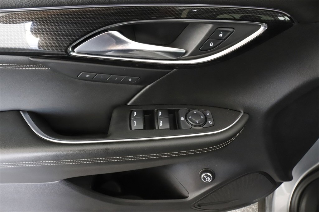 Used 2023 Buick Envision Essence image 18