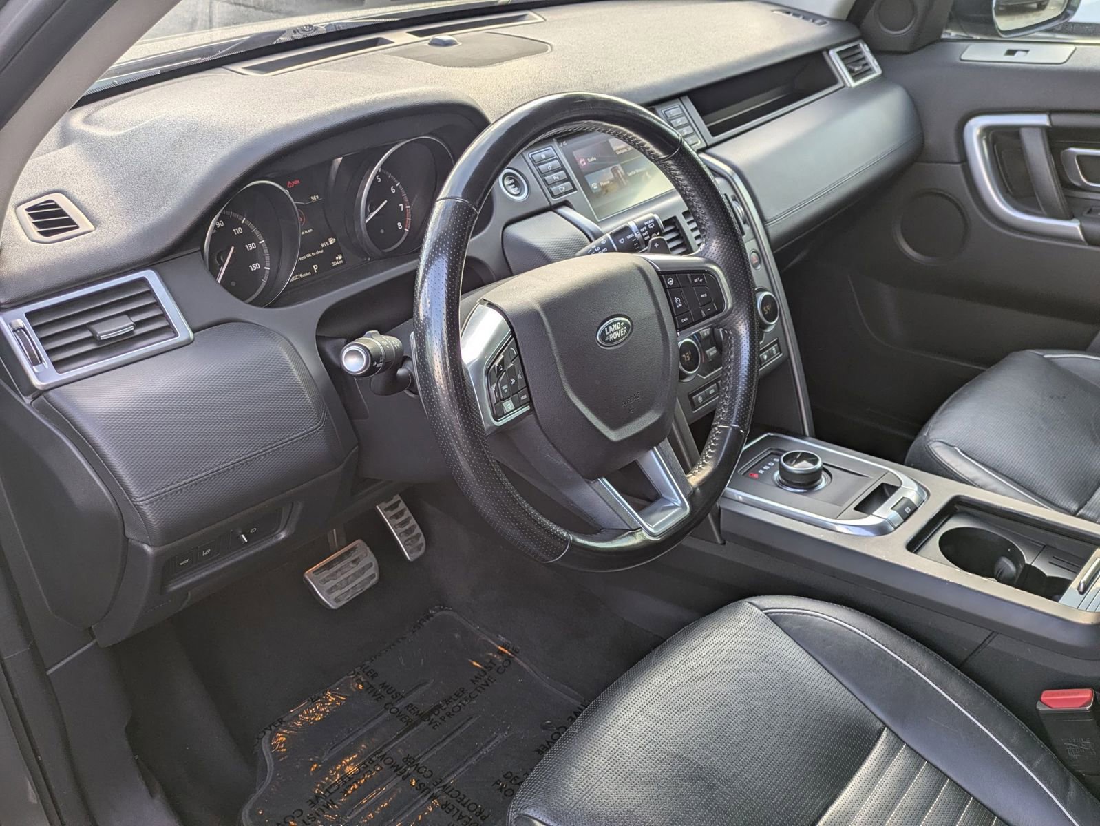 Used 2018 Land Rover Discovery Sport HSE image 13