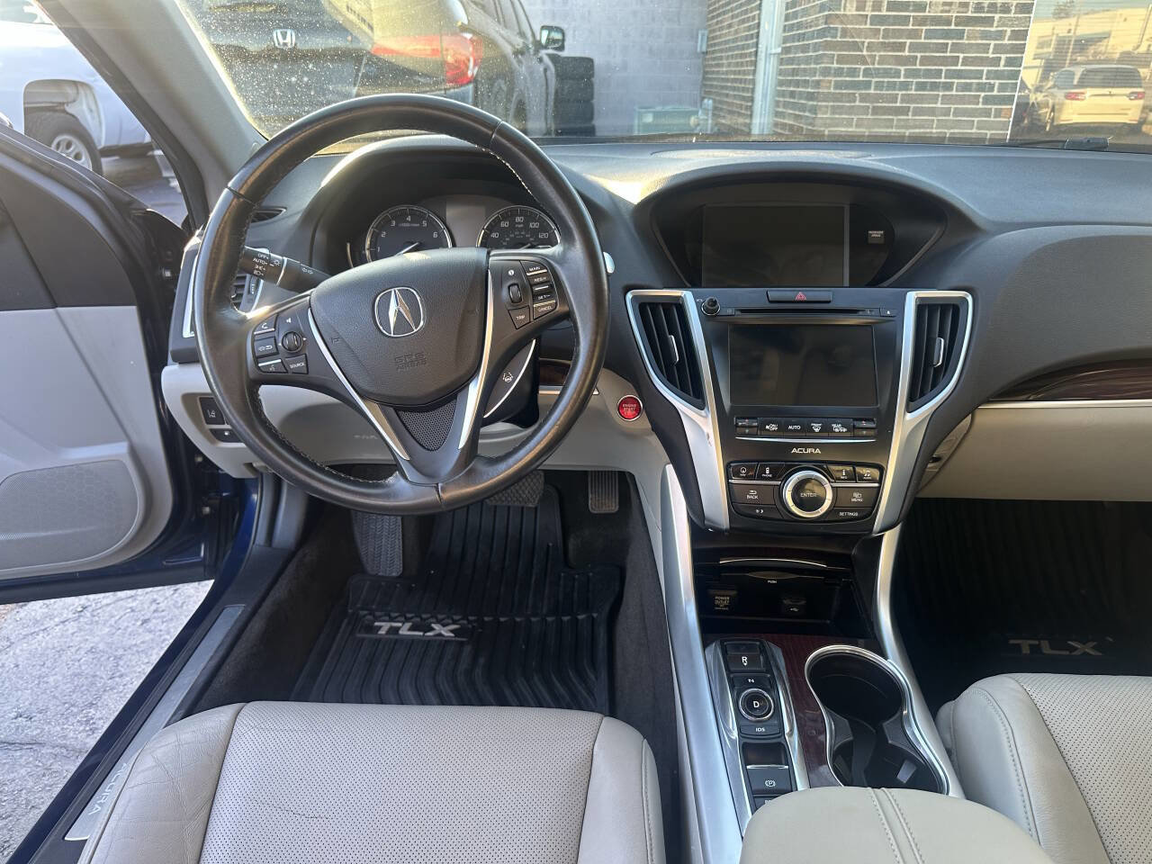 Used 2016 Acura TLX V6 w/ Technology Package image 19