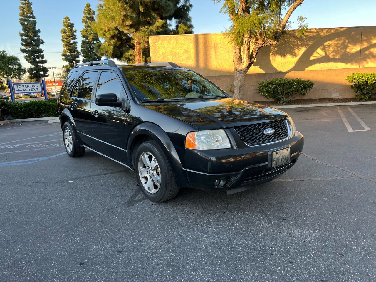 Used 2006 Ford Freestyle Limited image 18