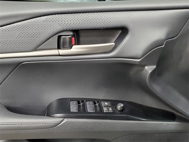 Used 2025 Toyota Camry XSE image 28
