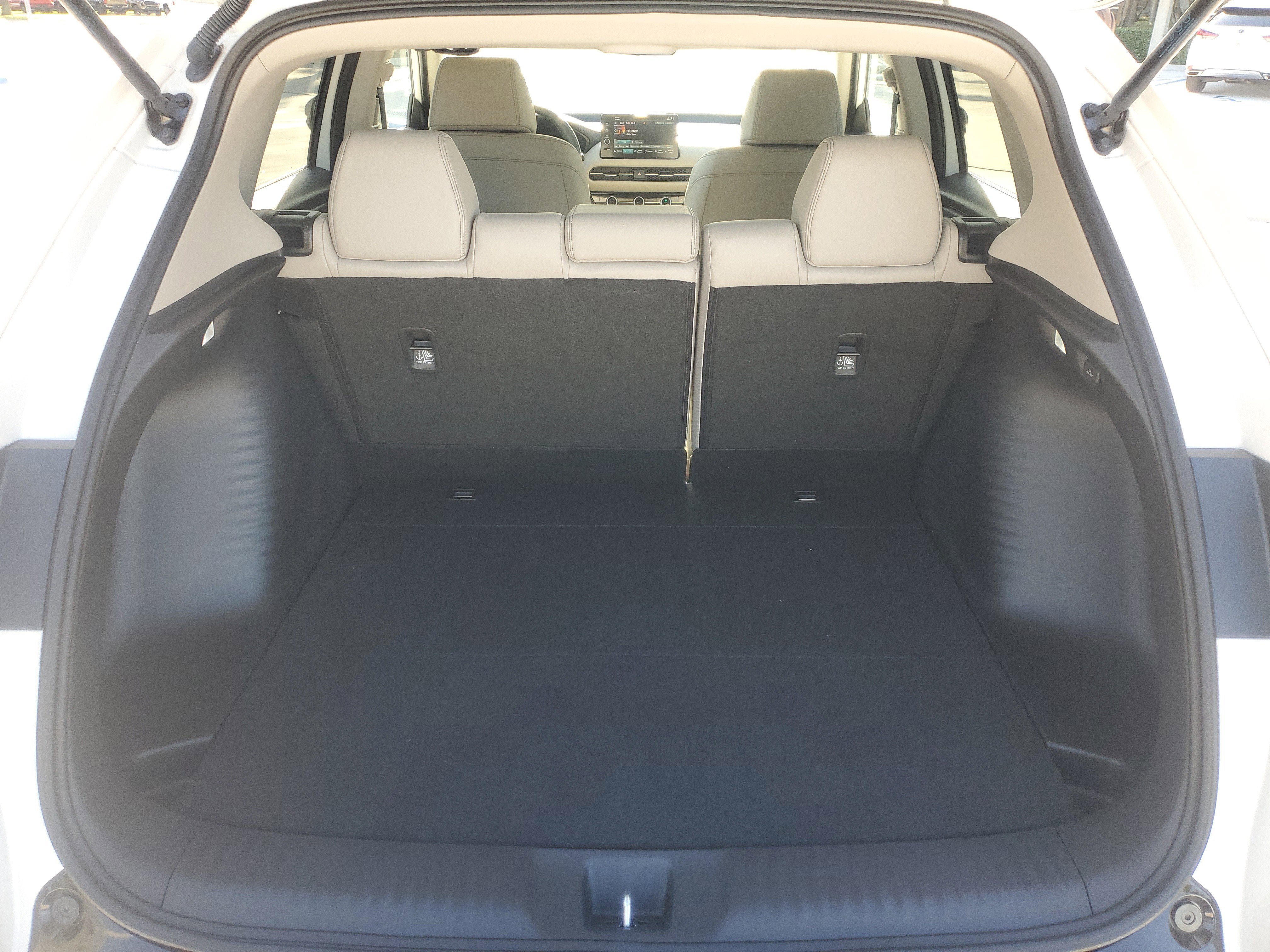 Used 2025 Honda HR-V EX-L image 12