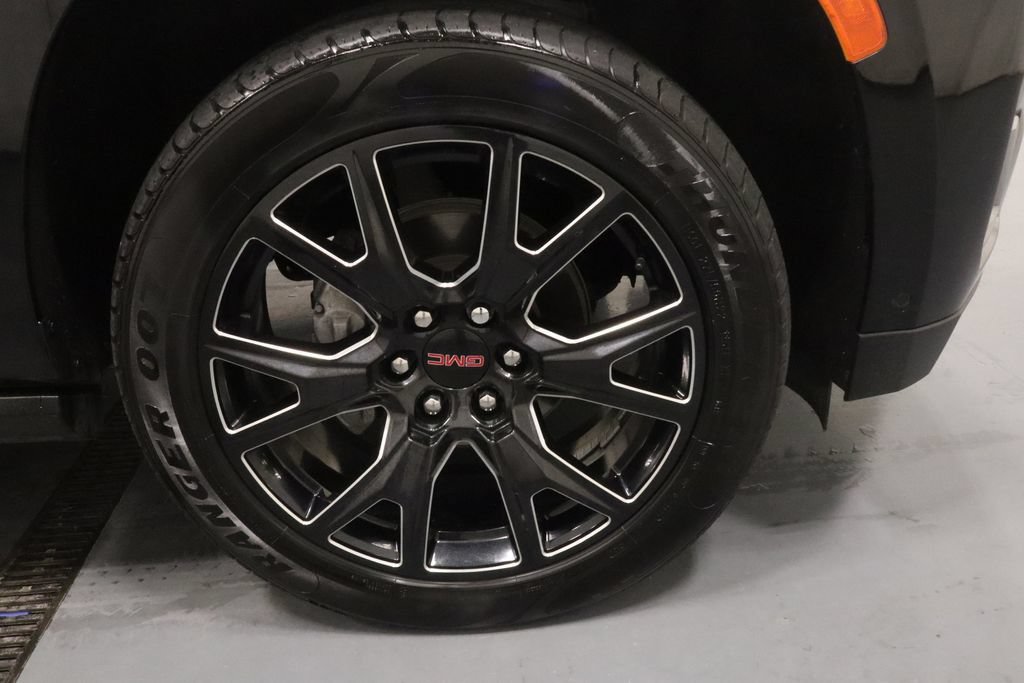 Used 2024 GMC Yukon Denali Ultimate AWD/4WD image 26