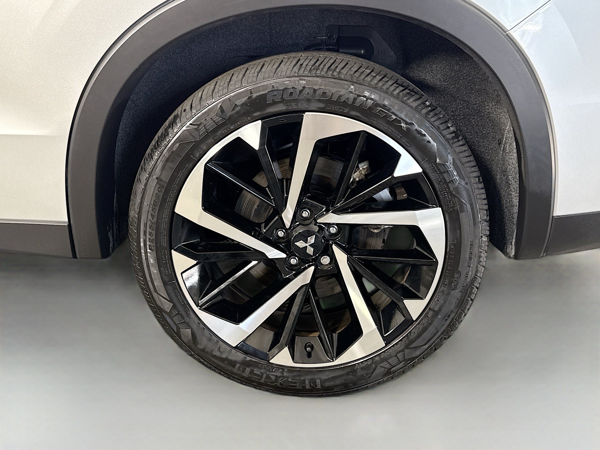 Used 2024 Mitsubishi Outlander SE FWD image 37