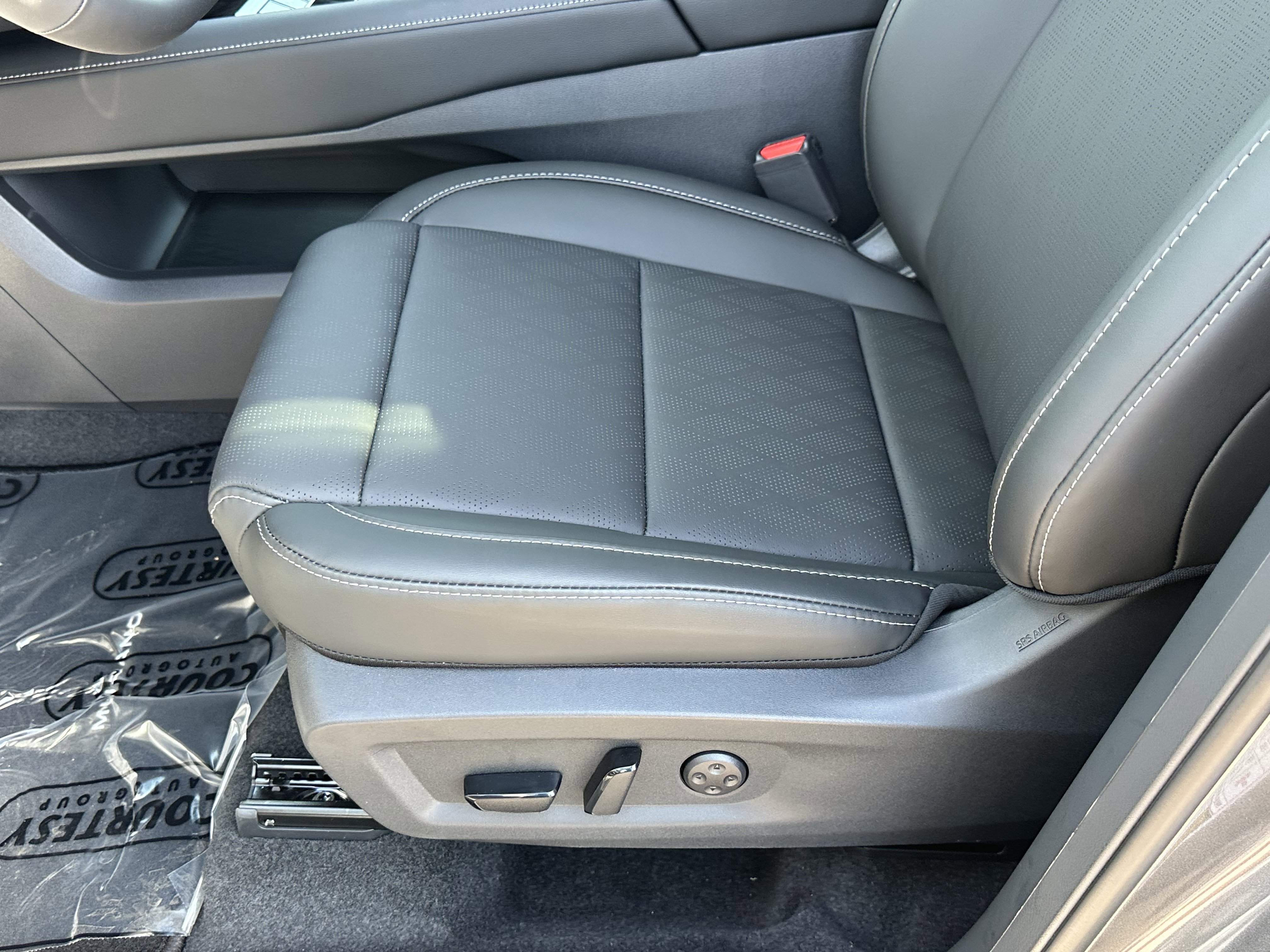 New 2026 Nissan Murano Platinum w/ Cargo Package AWD/4WD image 18