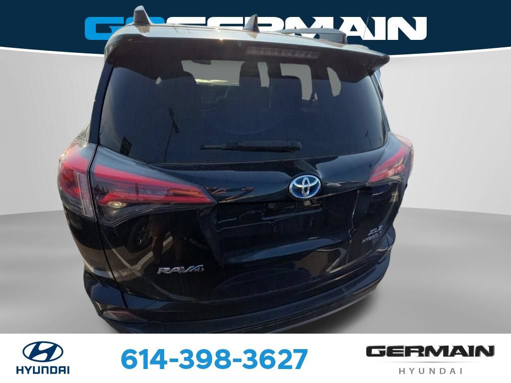 Used 2018 Toyota RAV4 XLE w/ Convenience Package AWD/4WD image 8