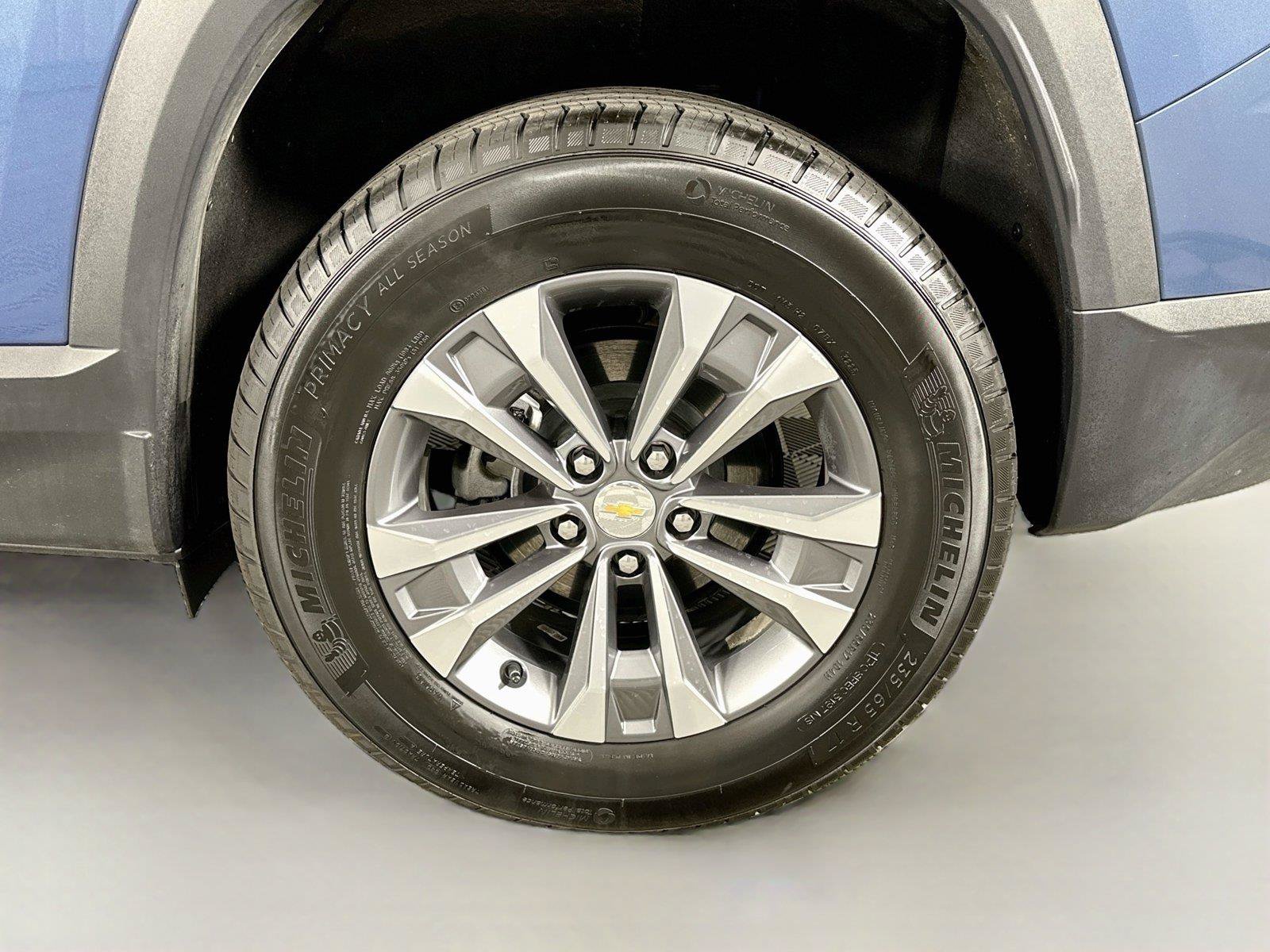Used 2026 Chevrolet Equinox LT AWD/4WD image 30