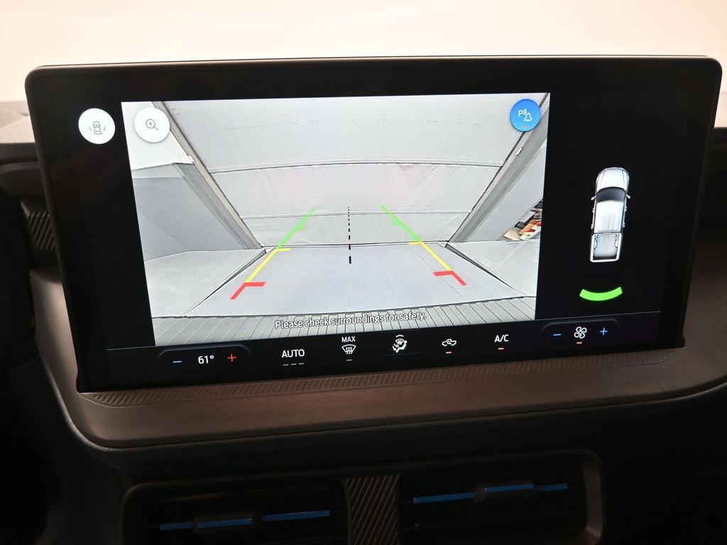 Used 2025 Ford Maverick Lobo image 3