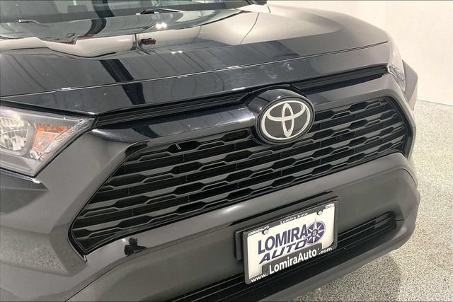 Used 2019 Toyota RAV4 LE AWD/4WD image 39