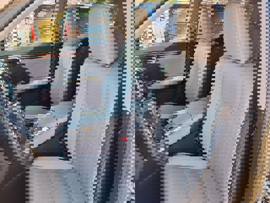 Used 2019 Lexus RX 450hL Premium w/ Premium Package image 12