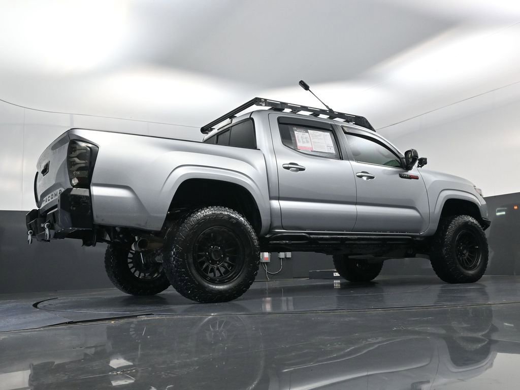 Used 2022 Toyota Tacoma SR w/ SR Convenience Package RWD image 19