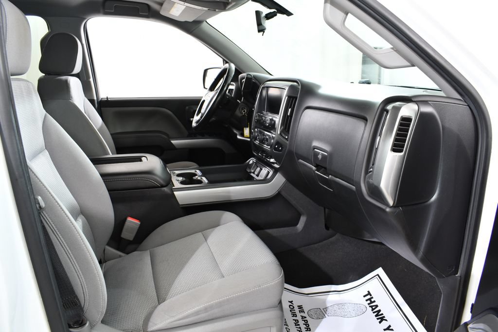 Used 2018 Chevrolet Silverado 1500 LT w/ All Star Edition AWD/4WD image 10