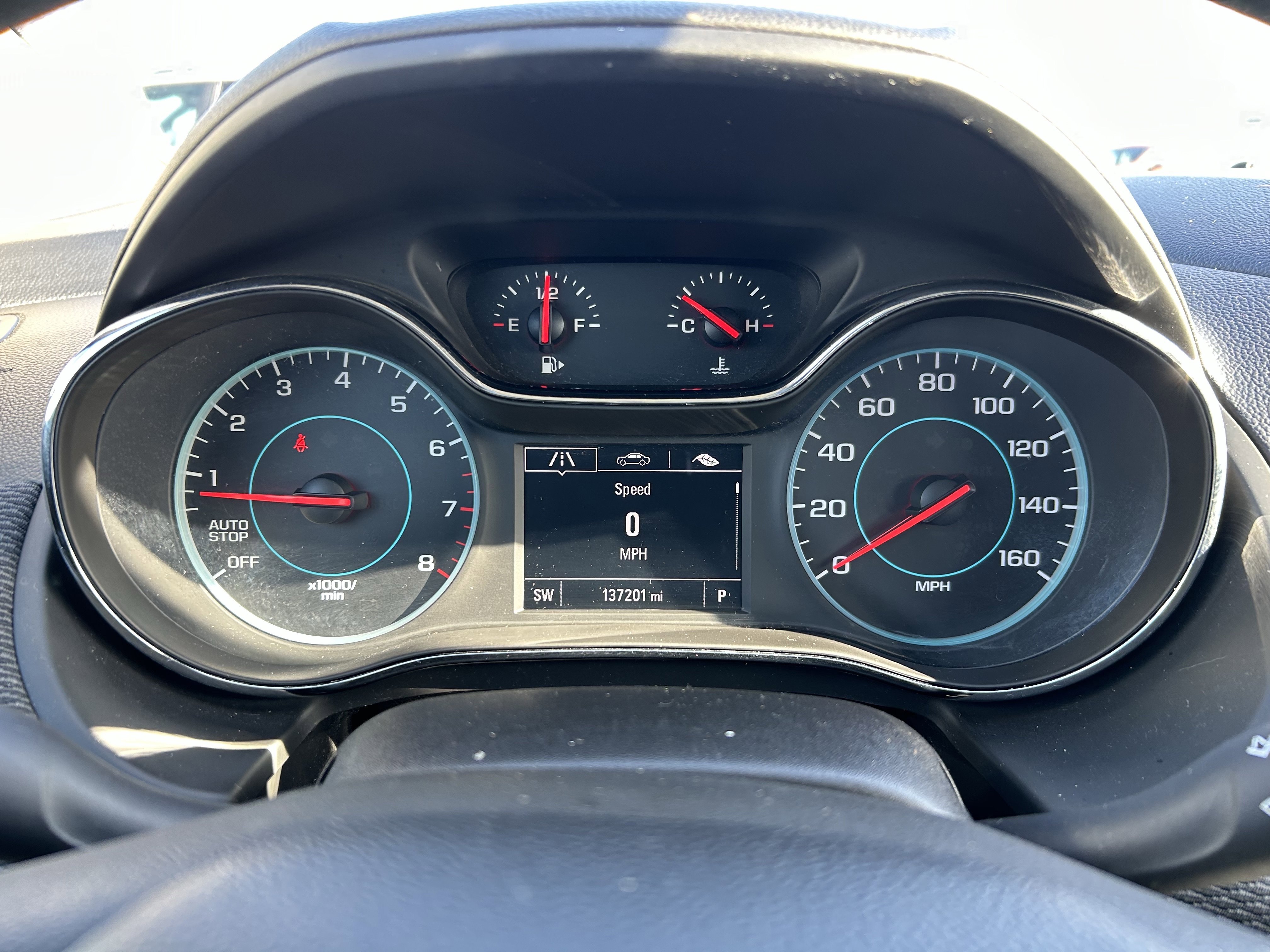 Used 2017 Chevrolet Cruze LT image 9