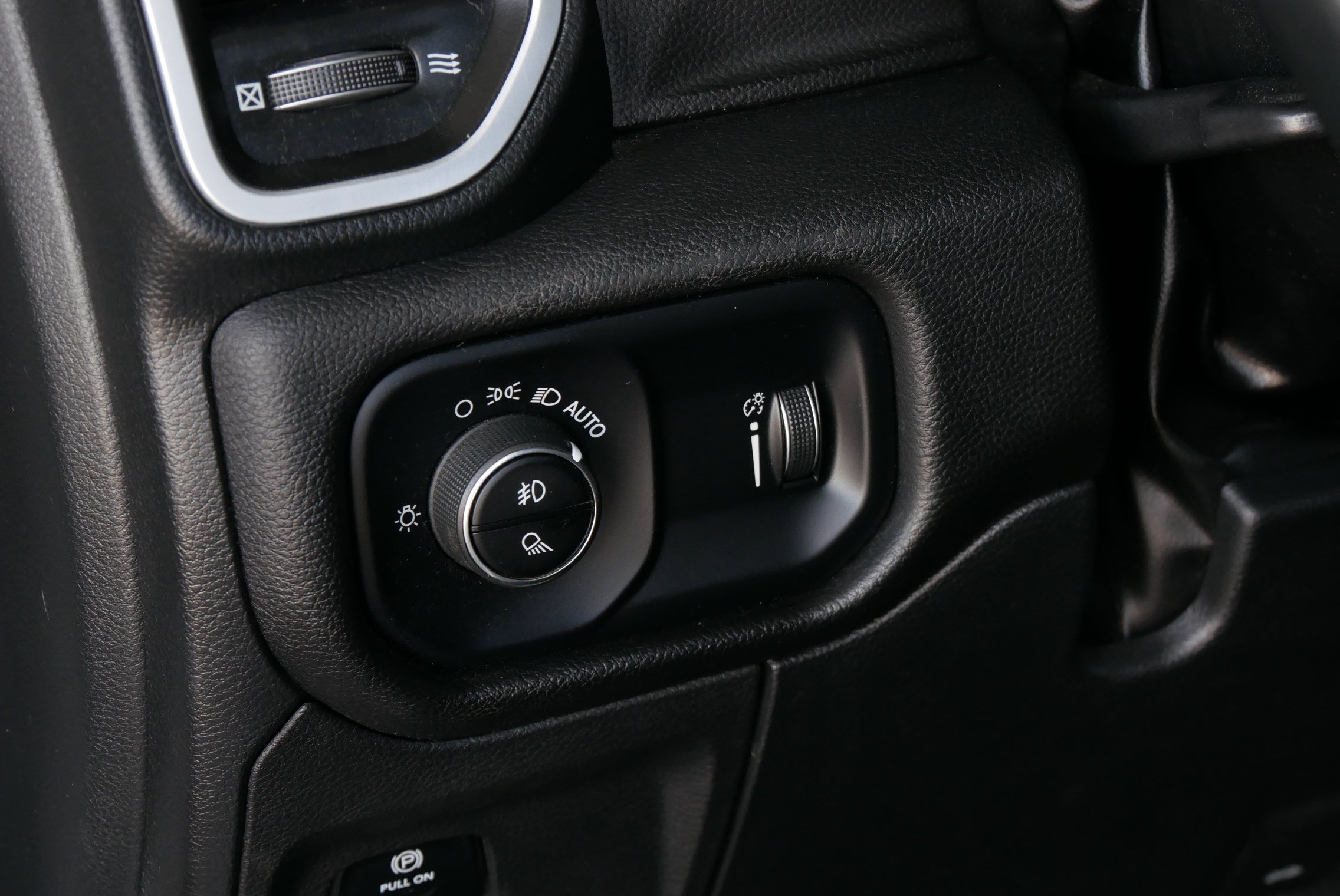 Used 2023 RAM 1500 Big Horn AWD/4WD image 27