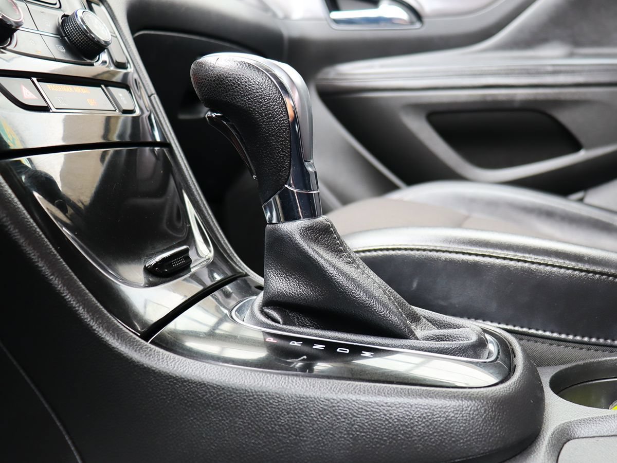 Used 2021 Buick Encore Preferred w/ Safety Package II FWD image 49