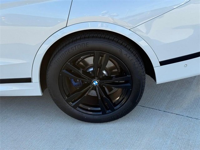 Used 2024 BMW X7 xDrive40i w/ Executive Package image 8
