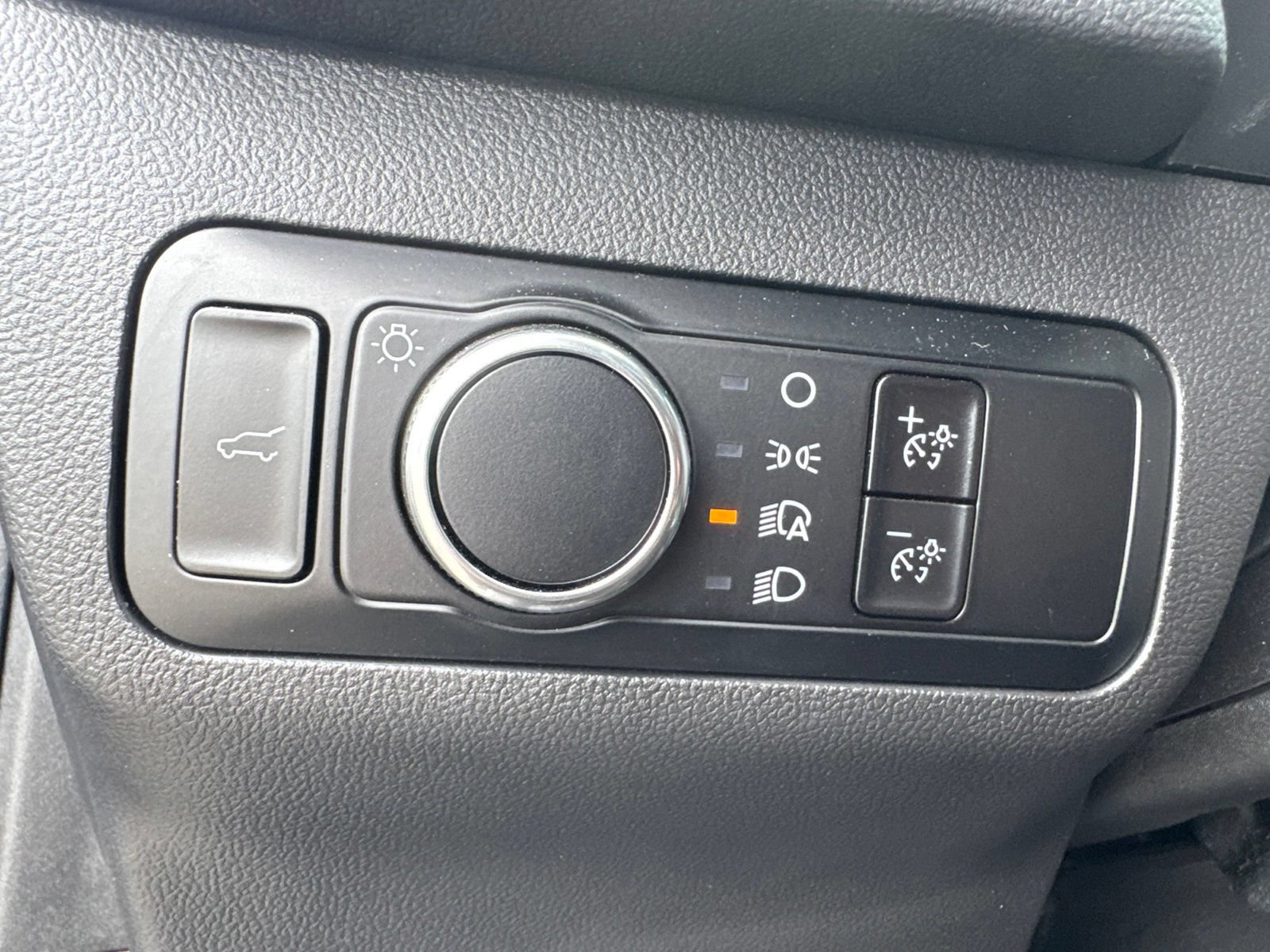 Used 2023 Ford Escape ST-Line w/ Tech Pack #1 AWD/4WD image 27