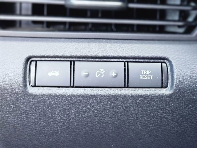 Certified 2021 Nissan Altima 2.5 SR w/ SR Premium Package image 20