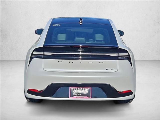 New 2027 Toyota Prius Plug-In Hybrid FWD image 8