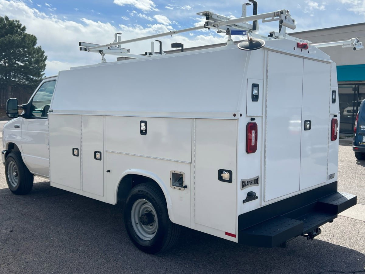 Used 2019 Ford E-350 and Econoline 350 Super Duty w/ Power Windows & Locks Group image 5