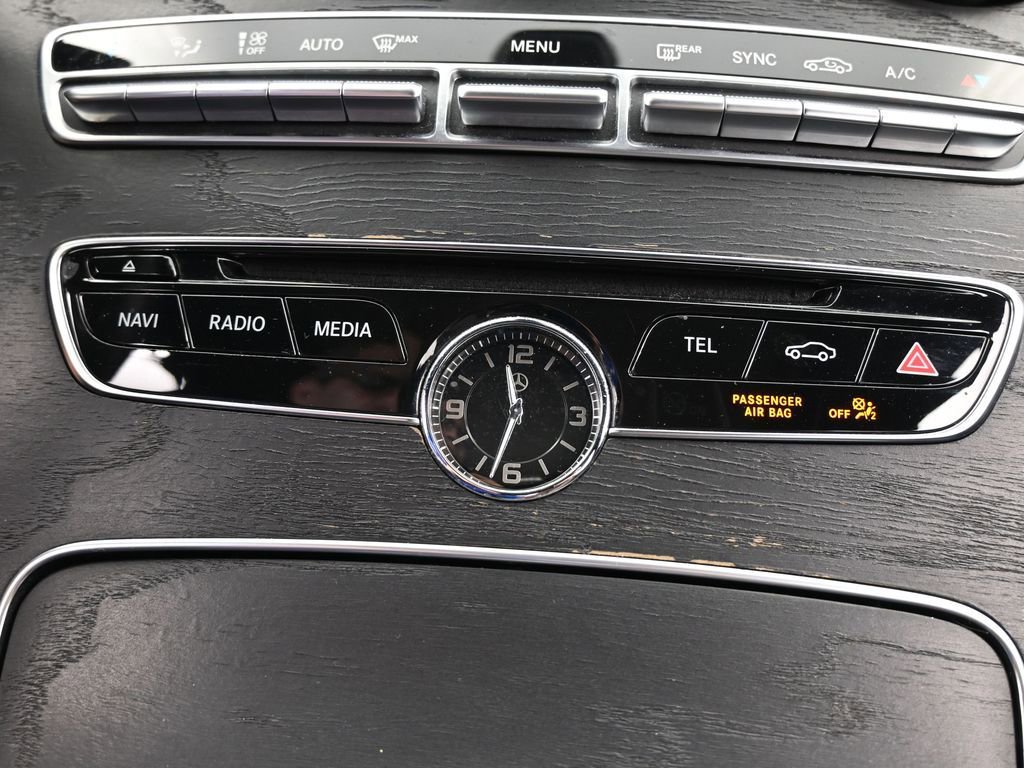 Used 2018 Mercedes-Benz C 300 Sedan image 25