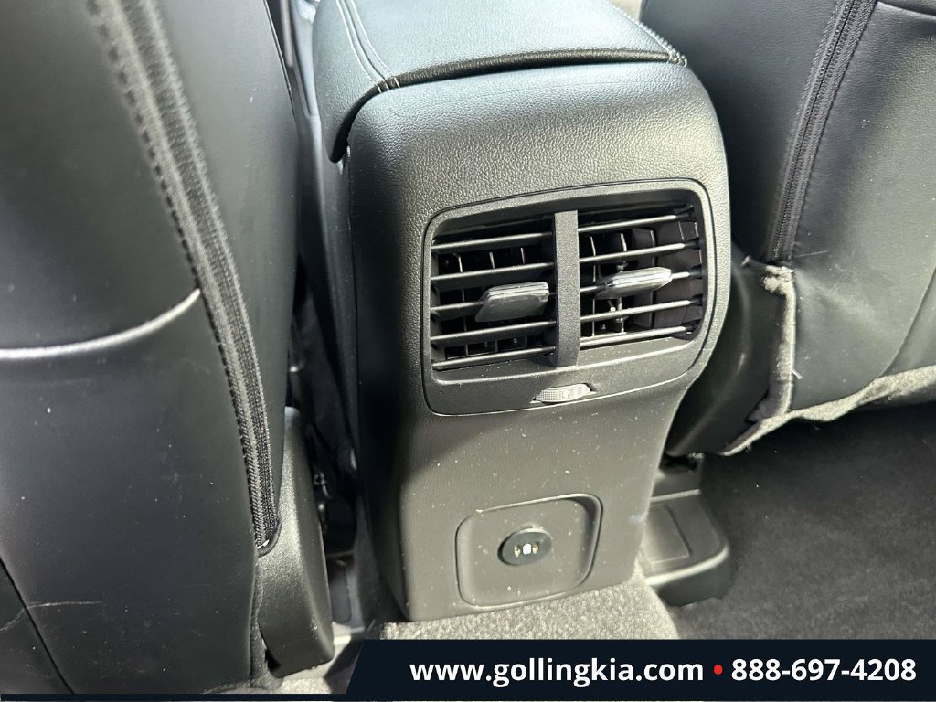 Used 2023 Ford Escape SE FWD image 12