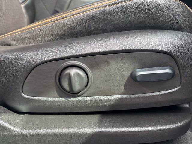 Used 2024 GMC Terrain AT4 w/ Tech Package image 28