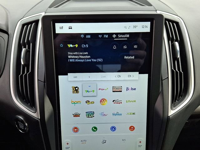 Used 2024 Ford Edge SEL image 19