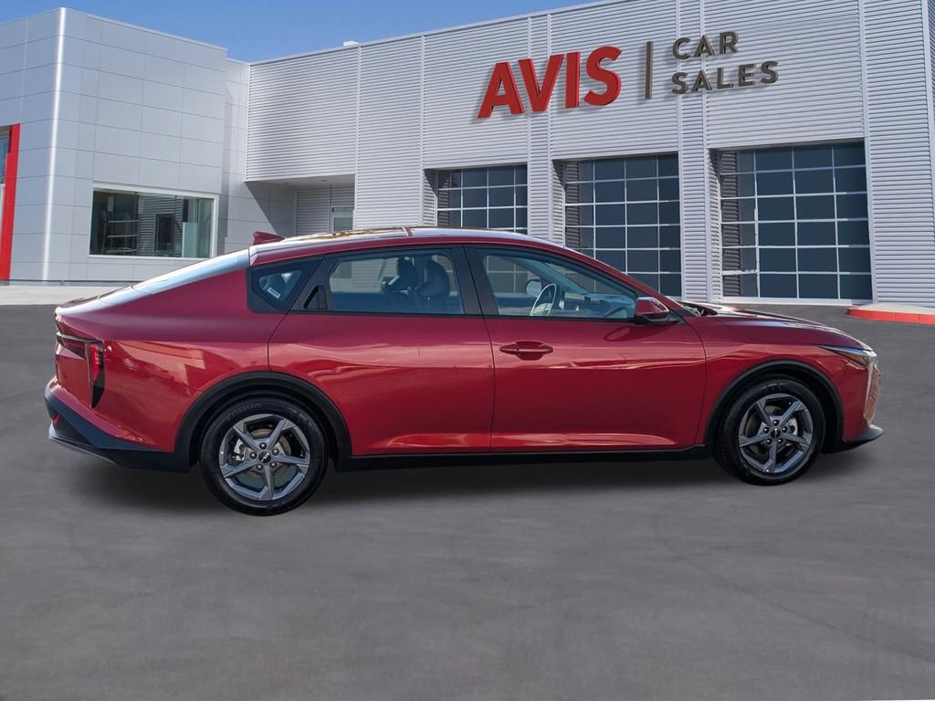 Used 2025 Kia K4 LXS image 5