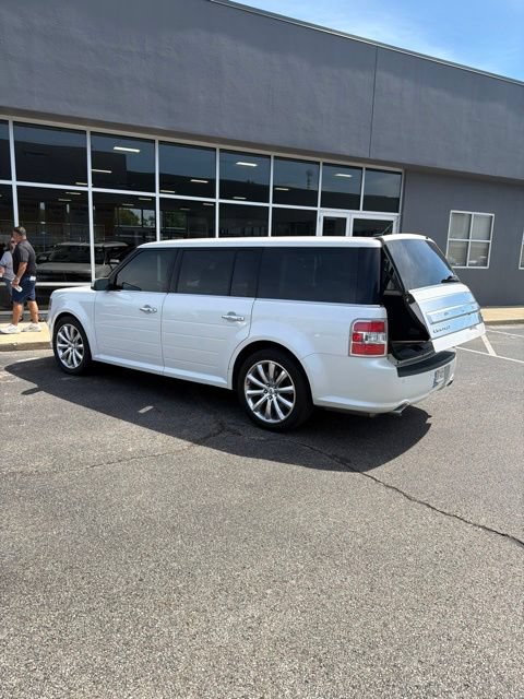 Used 2013 Ford Flex Limited FWD image 10