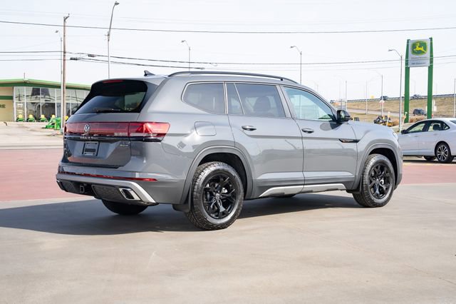 New 2026 Volkswagen Atlas Peak Edition image 6