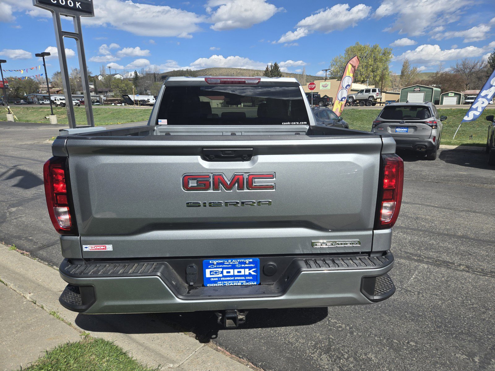 Used 2024 GMC Sierra 1500 Elevation AWD/4WD image 4
