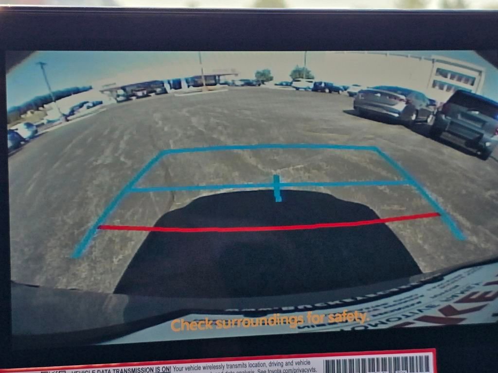 Used 2025 Toyota Sienna XSE image 9