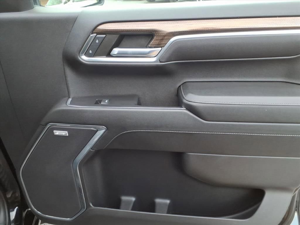 Used 2023 Chevrolet Silverado 1500 RST w/ Convenience Package II image 21